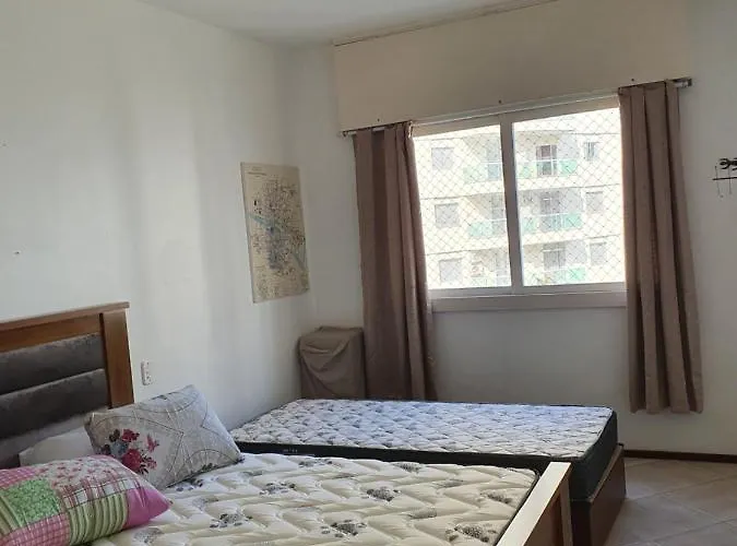 Pitangueiras 1 Quarto C/Garagem