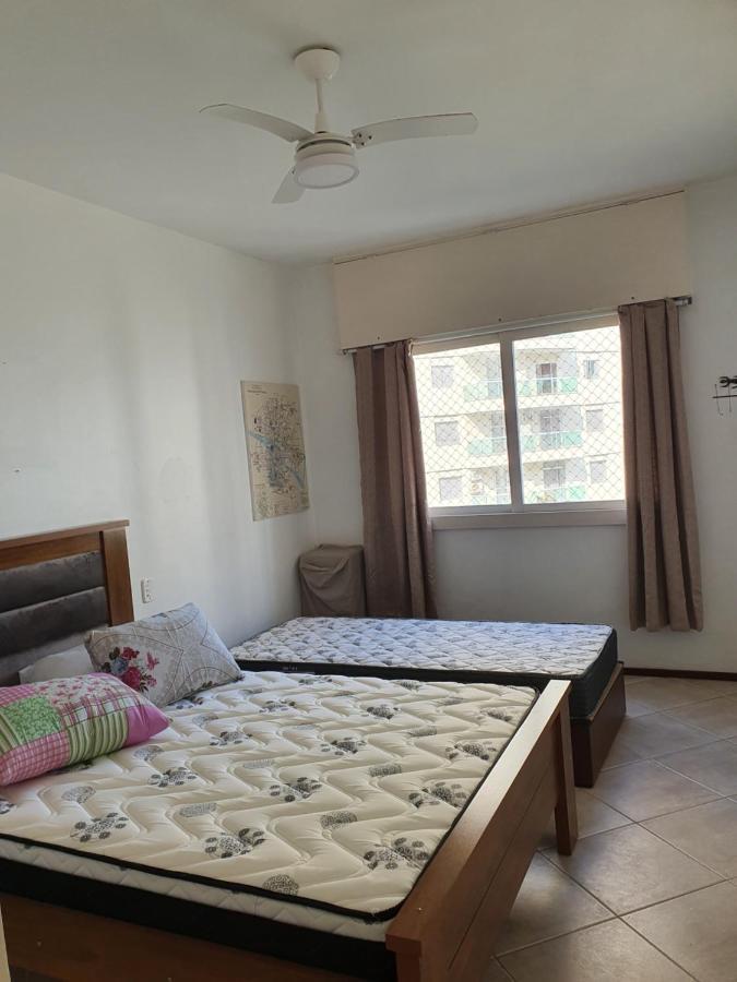 Apartamento Pitangueiras 1 C/garagem *